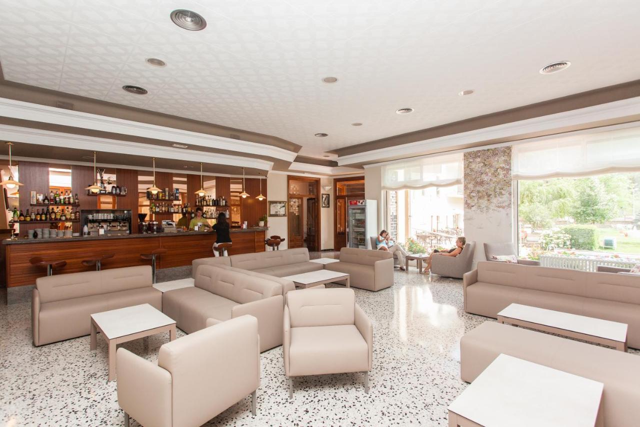 Hotel Catalunya Park Ribes De Freser Extérieur photo