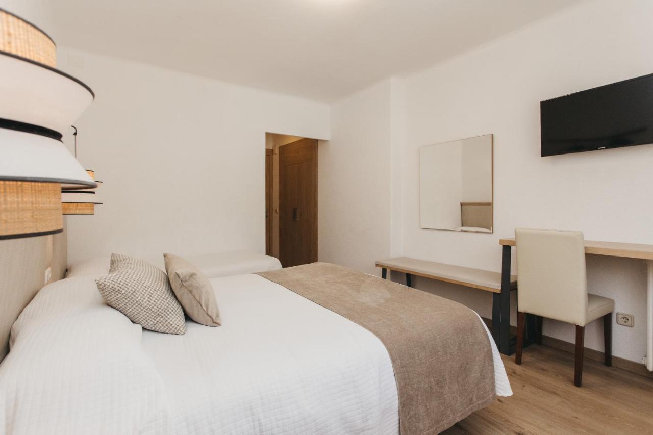Hotel Catalunya Park Ribes De Freser Extérieur photo