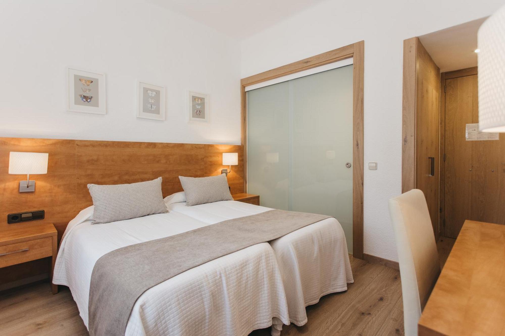 Hotel Catalunya Park Ribes De Freser Extérieur photo