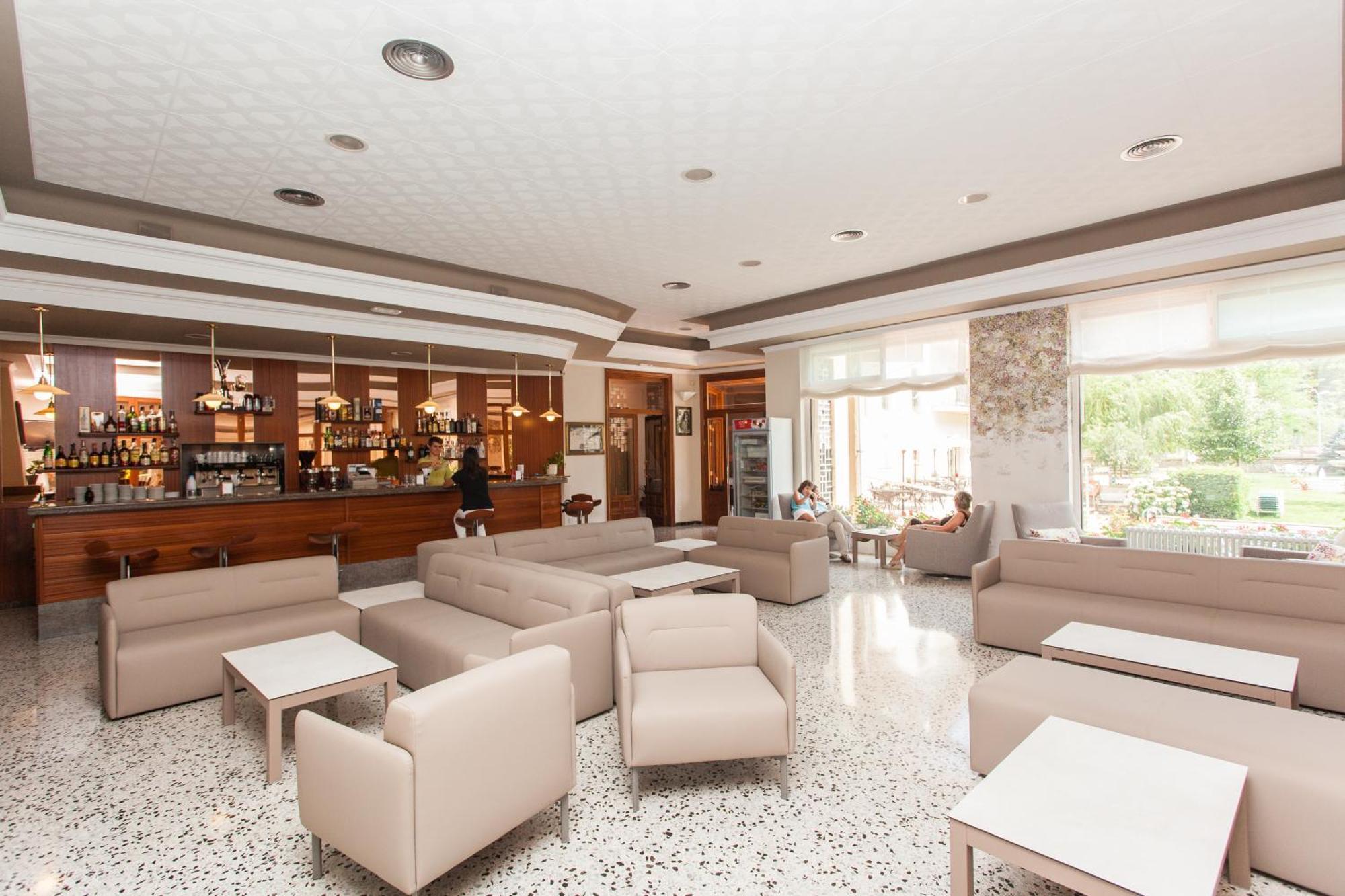 Hotel Catalunya Park Ribes De Freser Extérieur photo