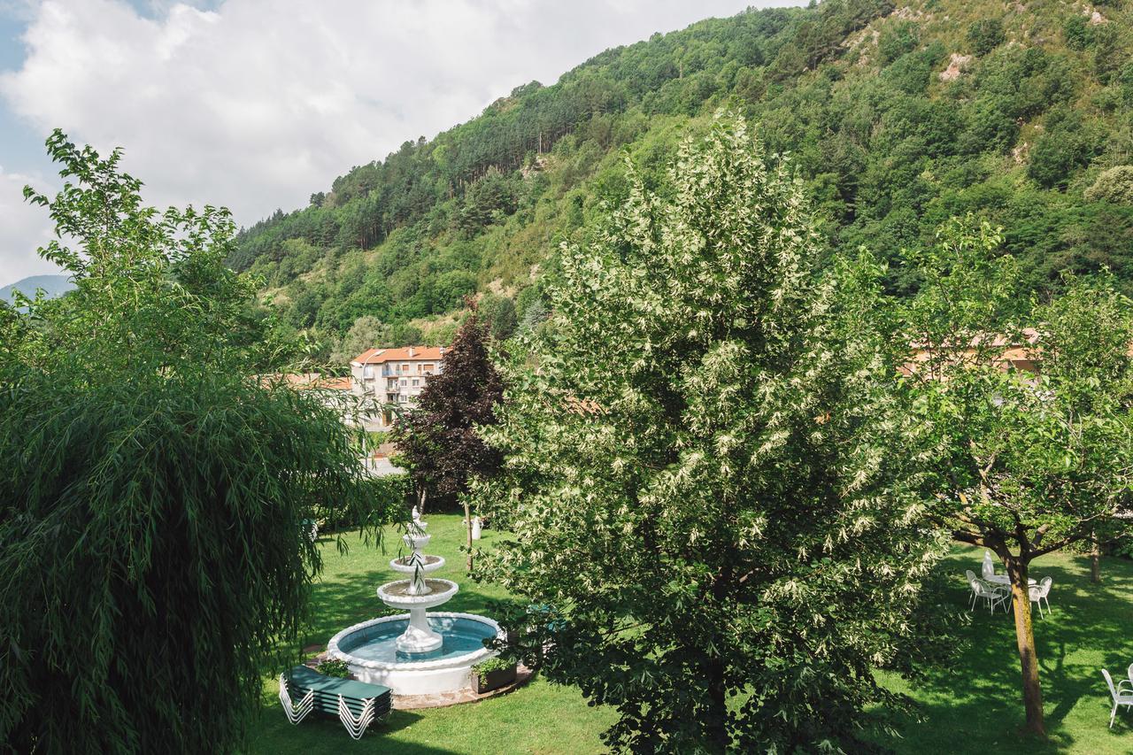 Hotel Catalunya Park Ribes De Freser Extérieur photo